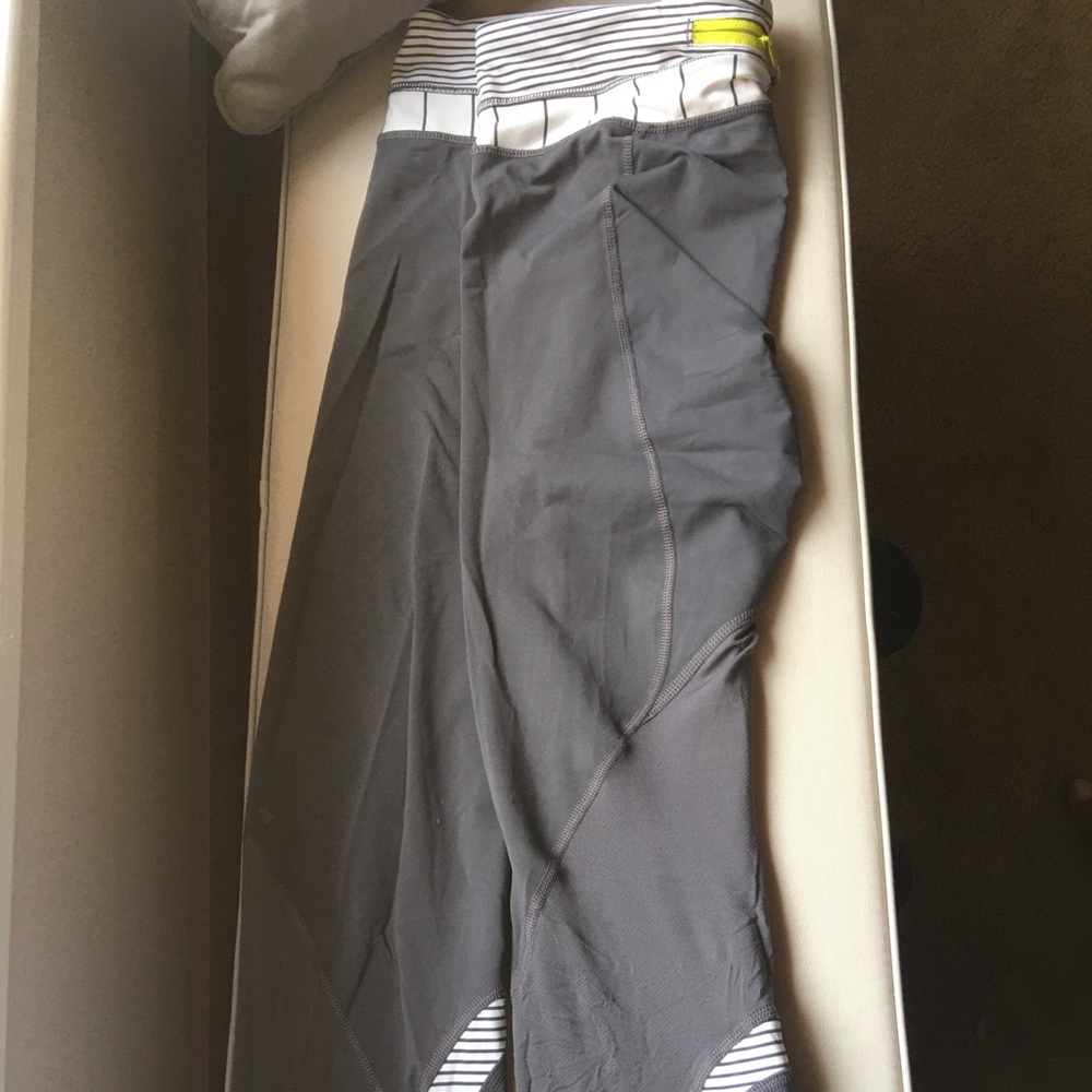 Lululemon Run Inspire Crop II
